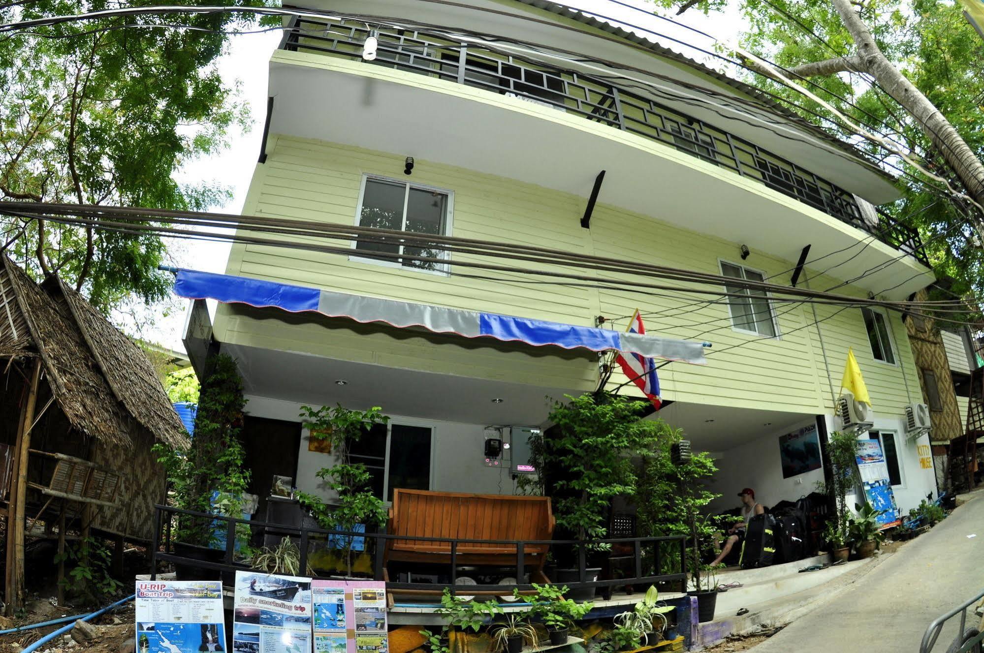 קו פי פי Kitty Guesthouse מראה חיצוני תמונה