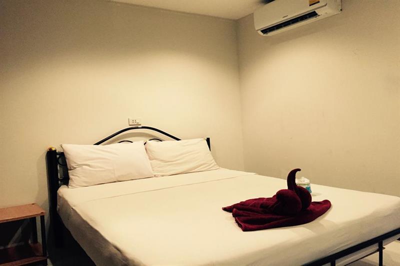 קו פי פי Kitty Guesthouse מראה חיצוני תמונה